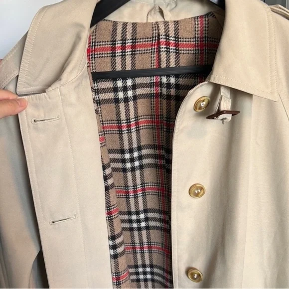 Vintage Canda Trench Coat with Belt - Picture 2 of 6